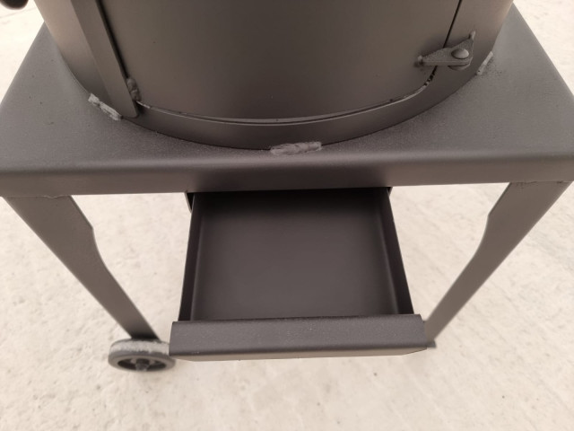 Krāsns ar plauktiem un skursteni, apaļa 4mm - D36, D40, D45, D50