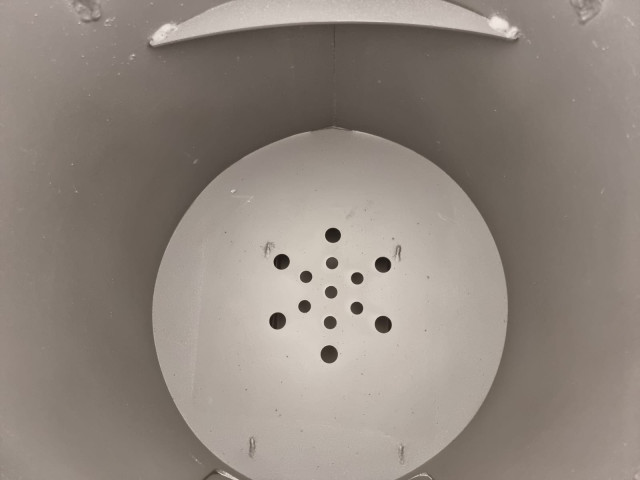 Krāsns ar plauktiem un skursteni, apaļa 4mm - D36, D40, D45, D50